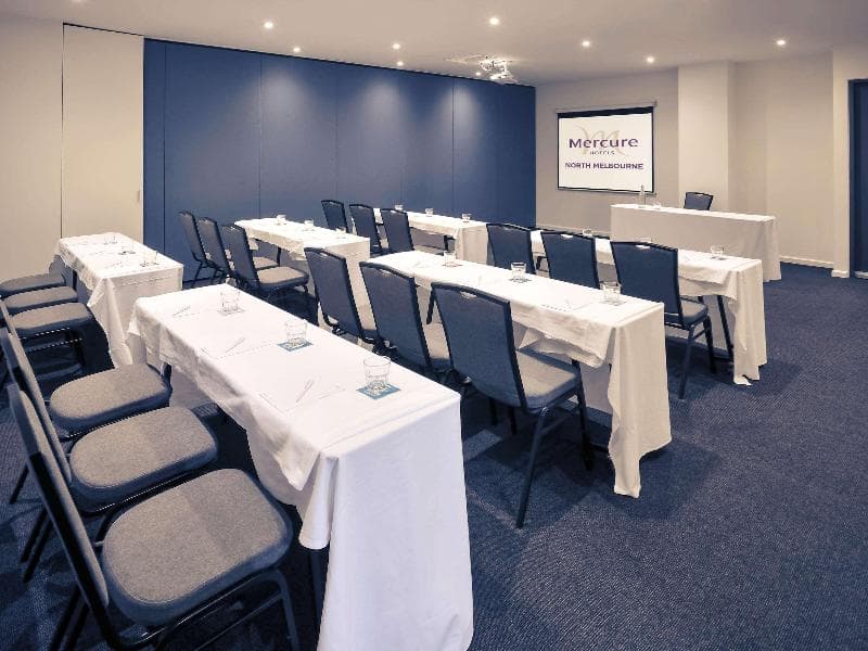 Mercure North Melbourne 3