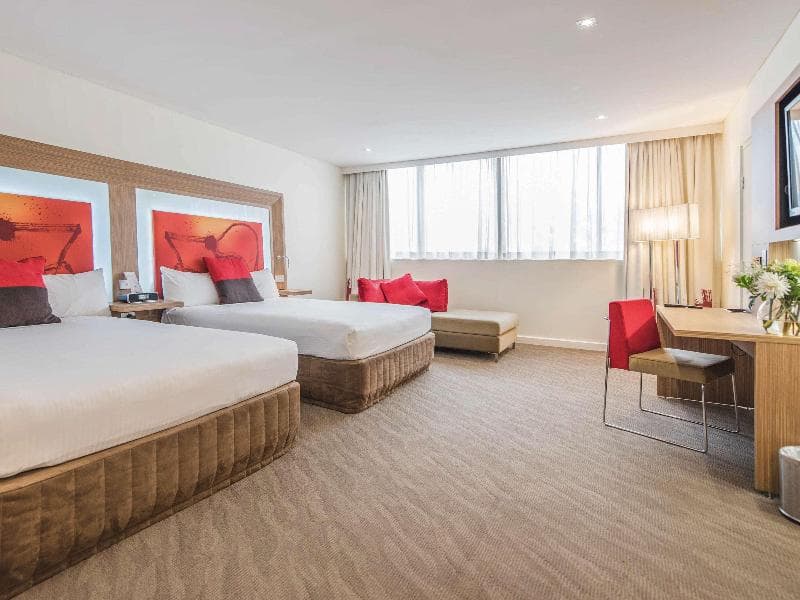 Novotel Sydney West Hq Hotel 4