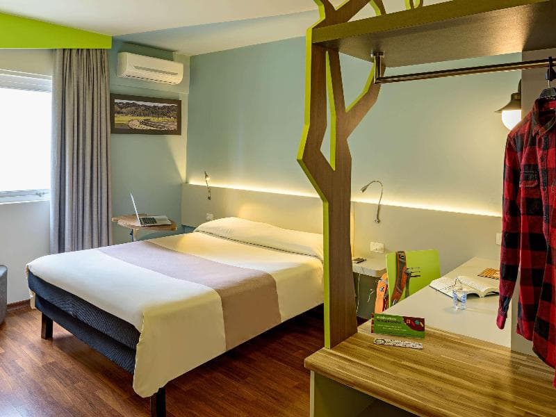 Ibis Styles Curitiba Centro Civico photo 1