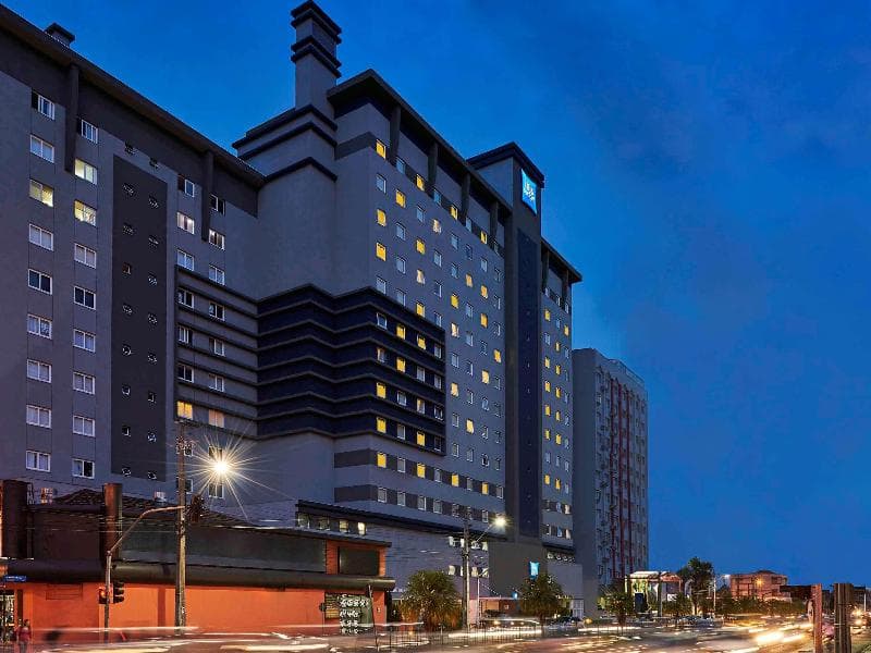 Hotel Ibis Budget Curitiba Centro 5
