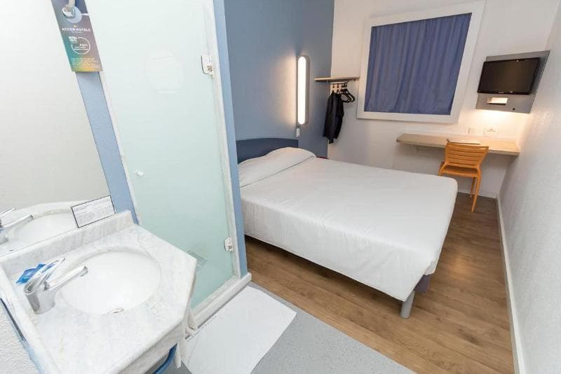 Hotel Ibis Budget Curitiba Centro 4