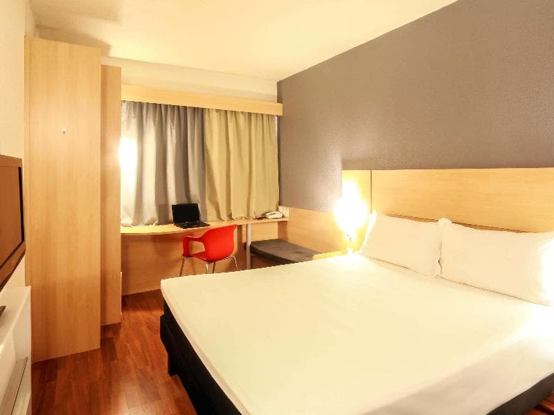 Ibis Joinville 3