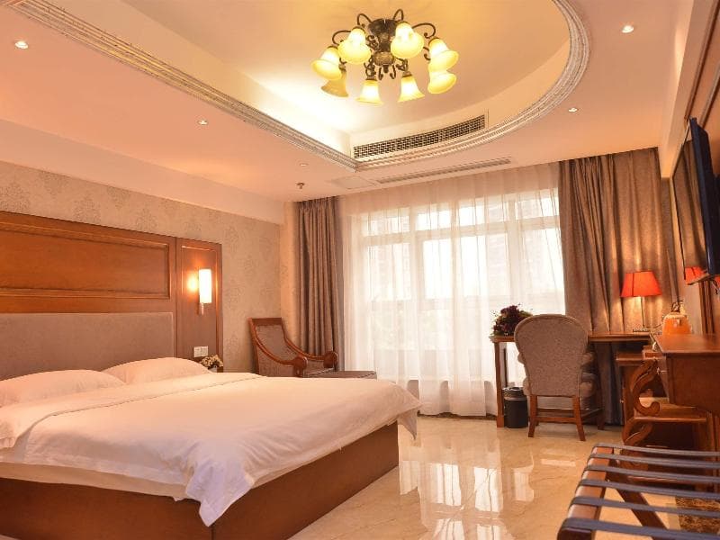 Ibis Chongqing Ranjiaba photo 1
