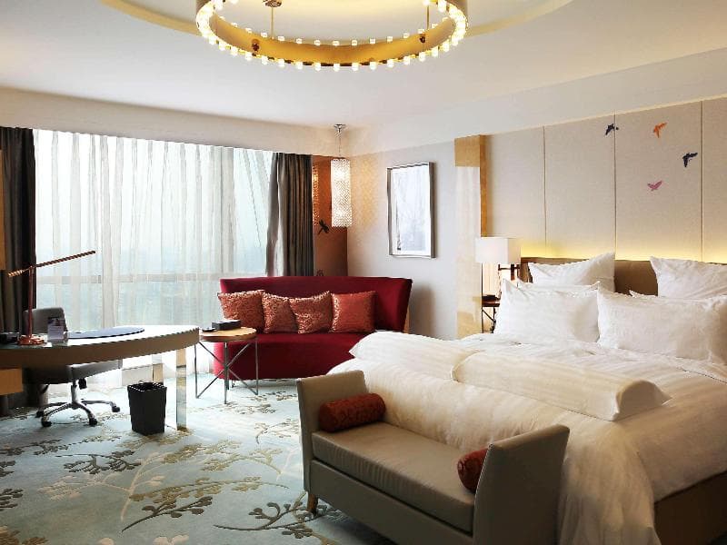 Pullman Linyi Lushang 2