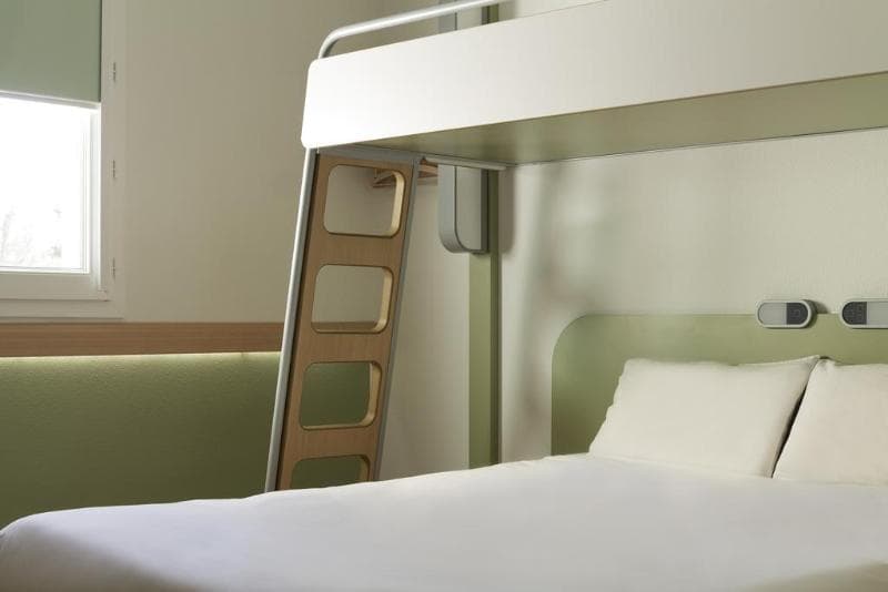 Ibis Budget Bordeaux Centre Bastide 5