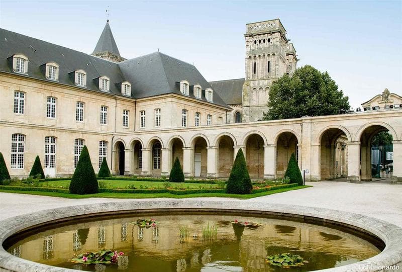 Hôtel Ibis Caen Centre 3