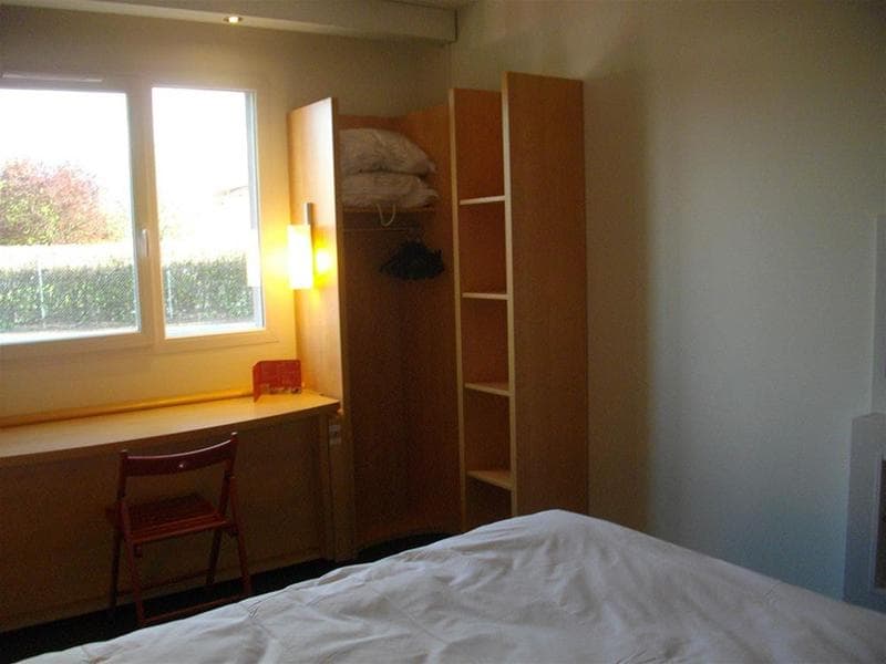 Hôtel Ibis Issoire 5