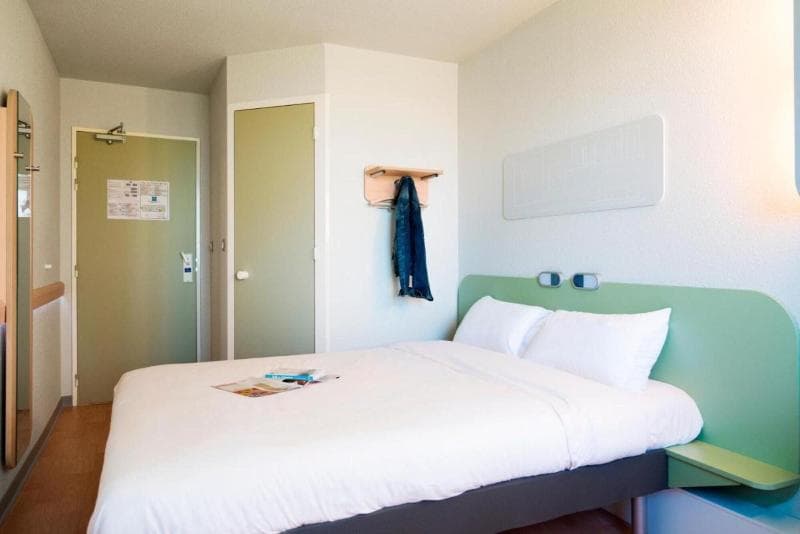 Hotel ibis budget Granville 3