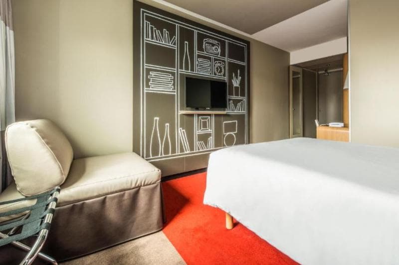 Ibis Nanterre La Defense 3