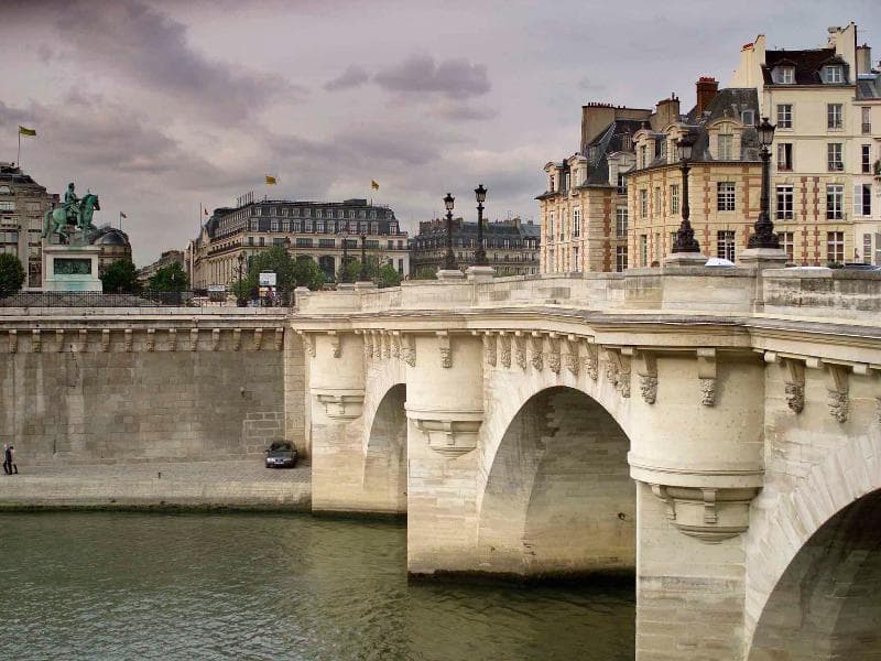 Ibis Paris Canal Saint Martin 4