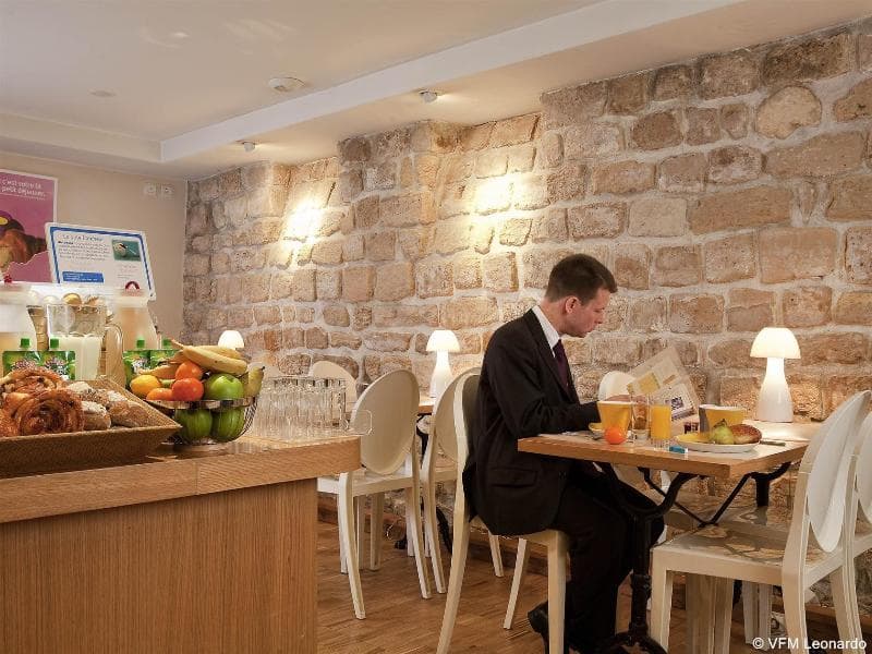 Hotel Hor Les Lumières 3