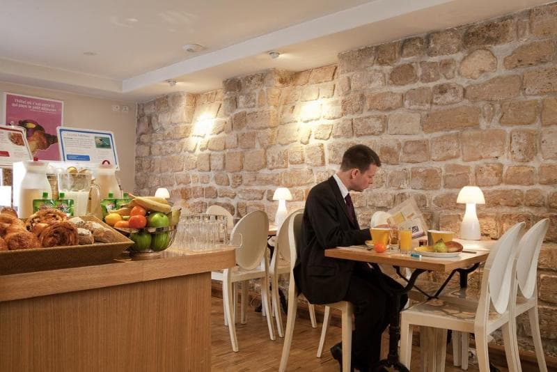 Hotel Hor Les Lumières 5