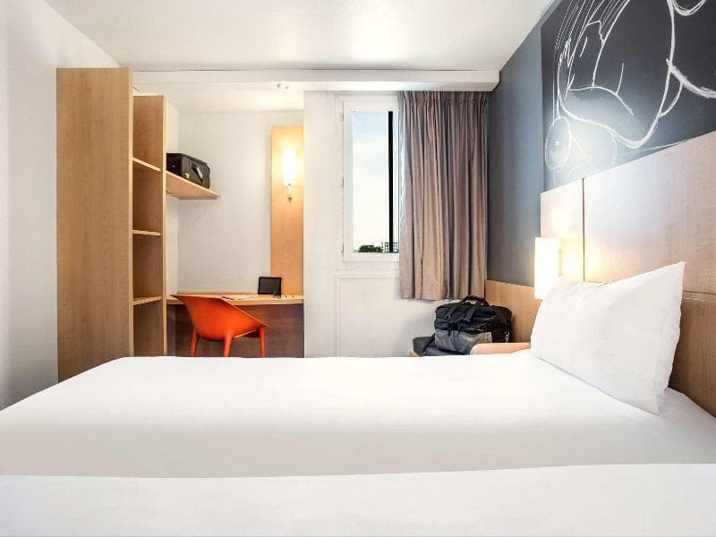 Ibis Saint-Denis Stade Ouest 4