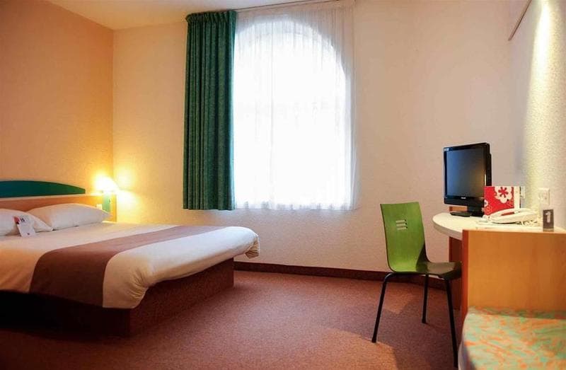 Hôtel Ibis Saint-Quentin Basilique photo 1