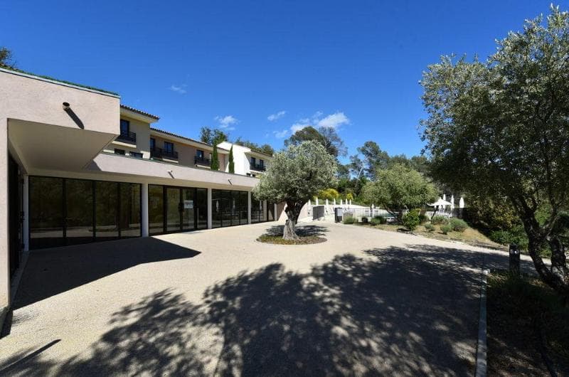 Hôtel Mercure Brignoles Golf De Barbaroux main