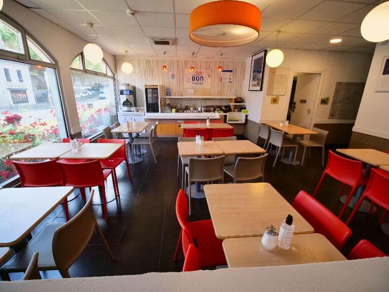 Ibis Budget Blois Centre 4