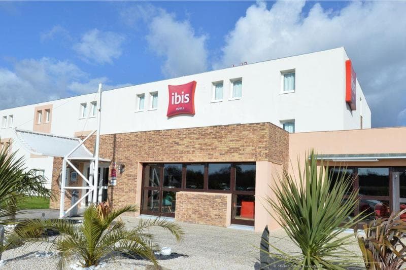 Ibis Auray 3