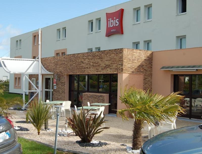 Ibis Auray 4