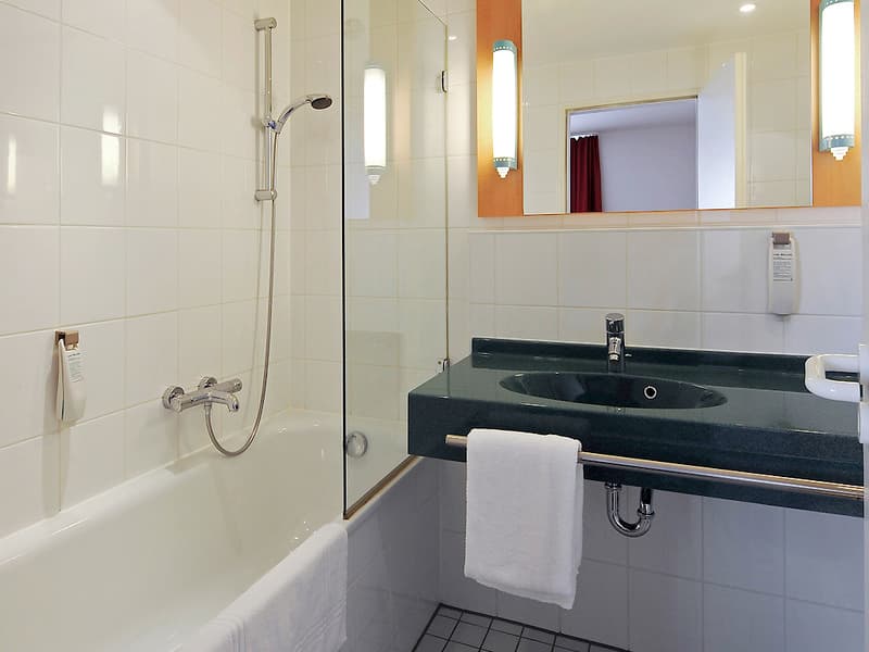 B&B HOTEL Aachen-Hbf 4