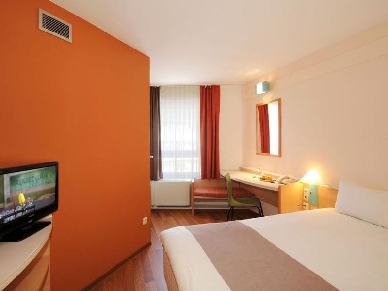 B&B HOTEL Aachen-Hbf 5