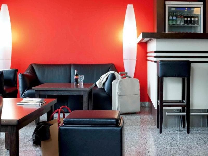 Nikii City Hotel main
