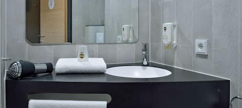 B&B HOTEL Frankfurt-Messe 3