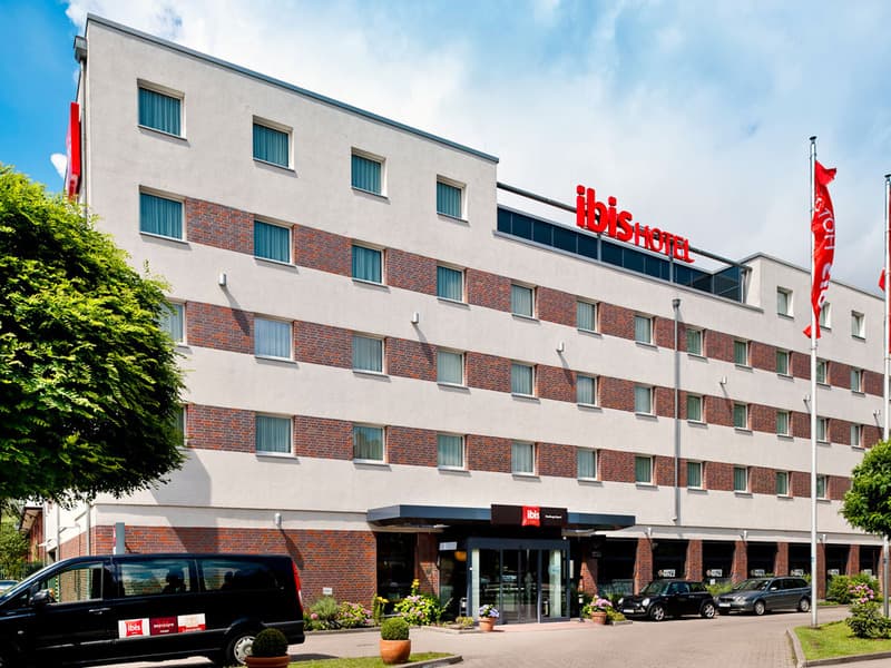 B&B HOTEL Hamburg-Airport photo 1