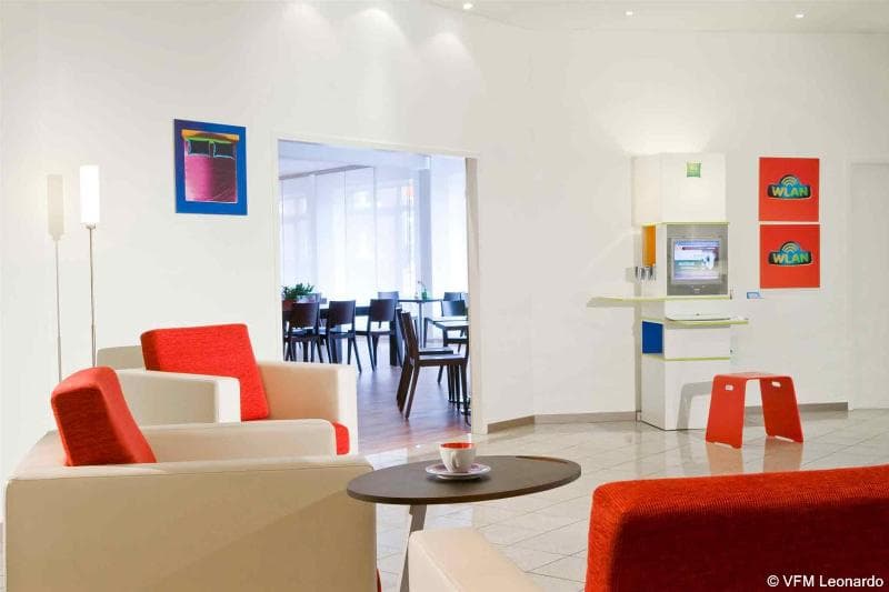 Ibis Styles Hamburg Alster City 5