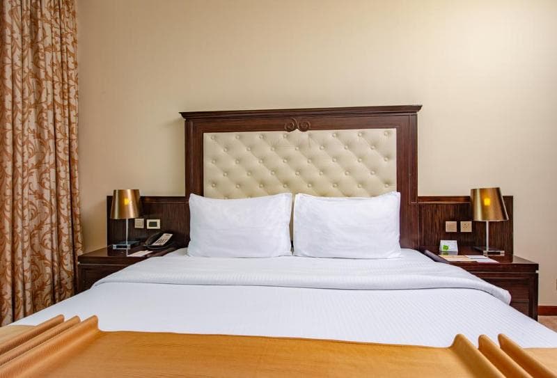 Corp Al Khobar Corniche Hotel main