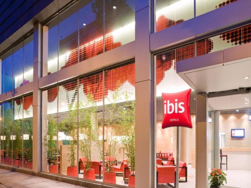 Ibis Barcelona Pza Glories 22 1