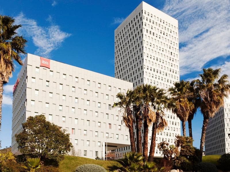 Ibis Barcelona Santa Coloma photo 1