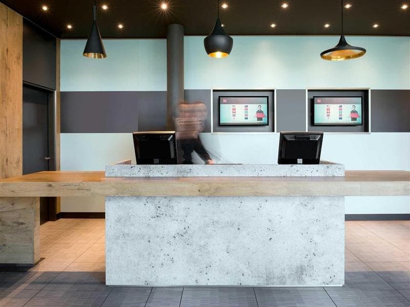 Ibis Geneve Aeroport 5