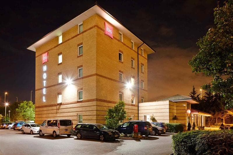 Ibis London Thurrock M25 main