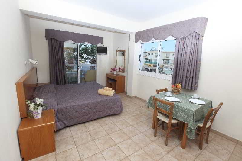 Captain Karas Holidays Apartments 4