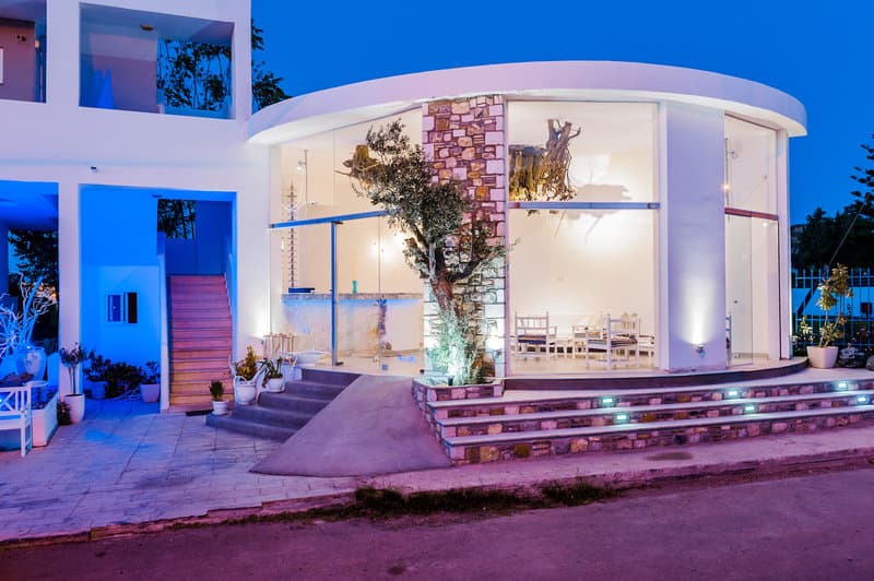 Kouros Home 3