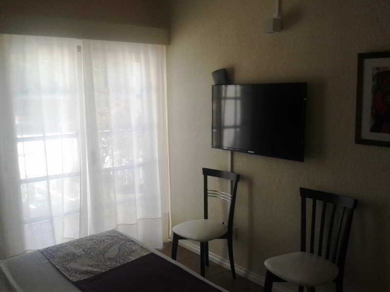 Joan Miro Hotel 5