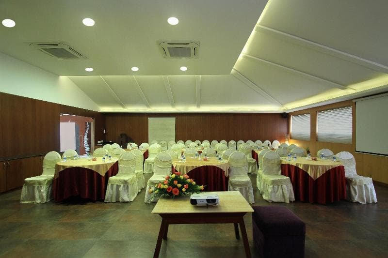 Silent Shores Resort & Spa main