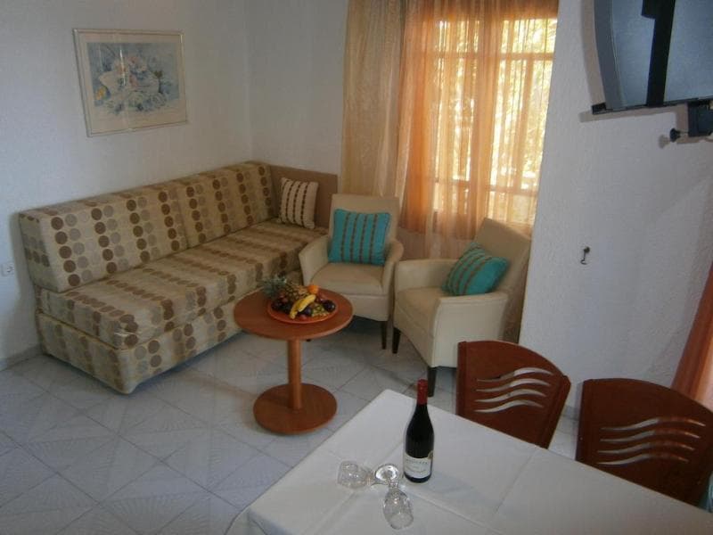Elounda Apartments 3
