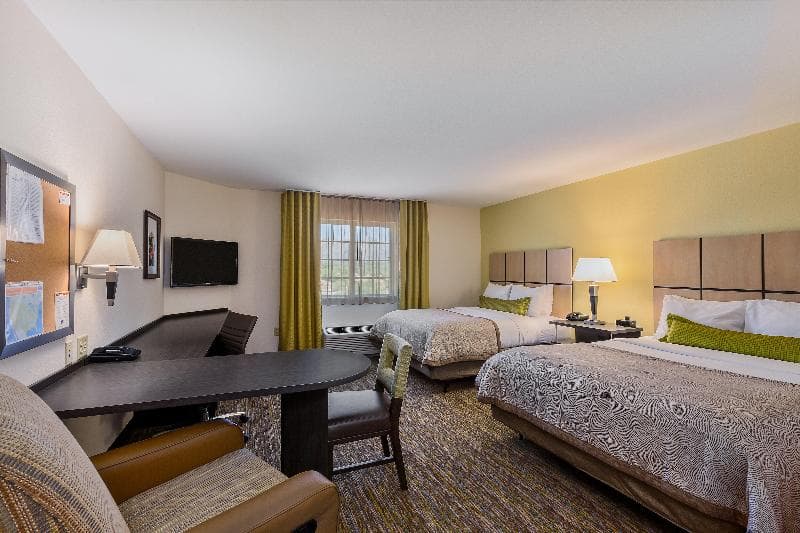 Candlewood Suites Tucson 3