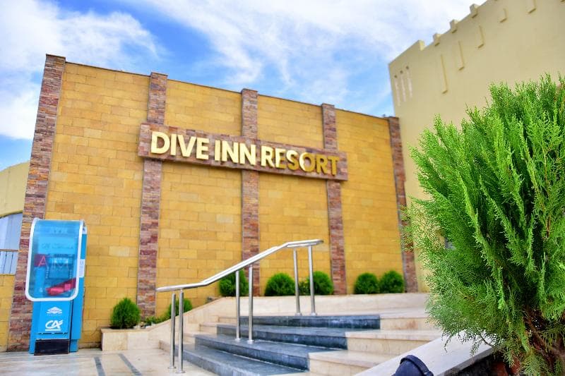 Dive Inn Resort main