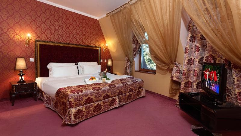 Kristel Hotel main