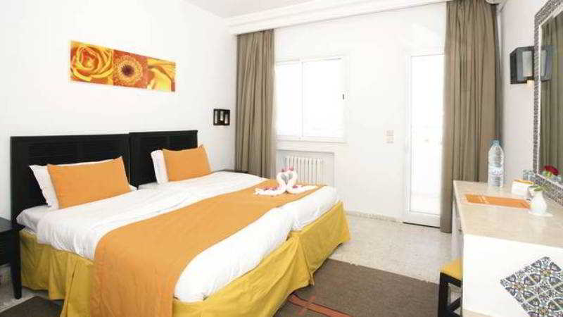 Hotel Tropicana Club & Spa 4