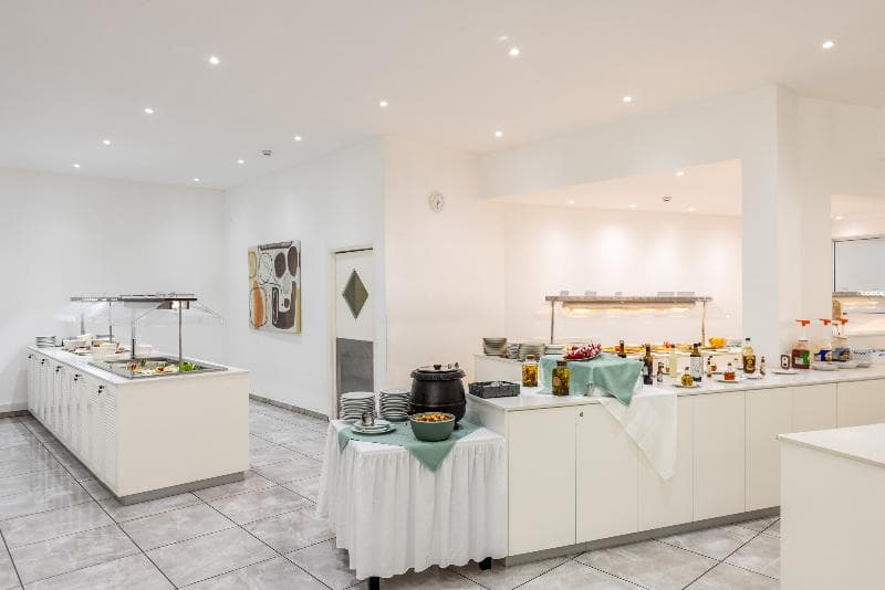 Papantonia Hotel Apartments 4