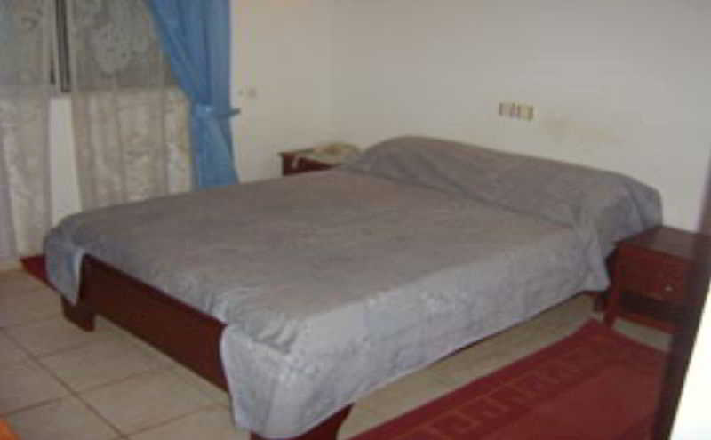 Homeland Hotel main