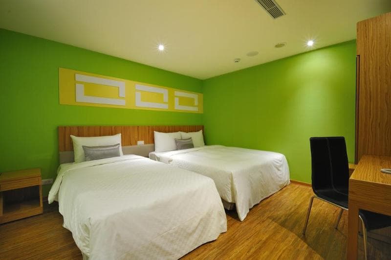 Yes Inn 3