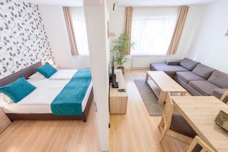 Prince Apartments photo 1