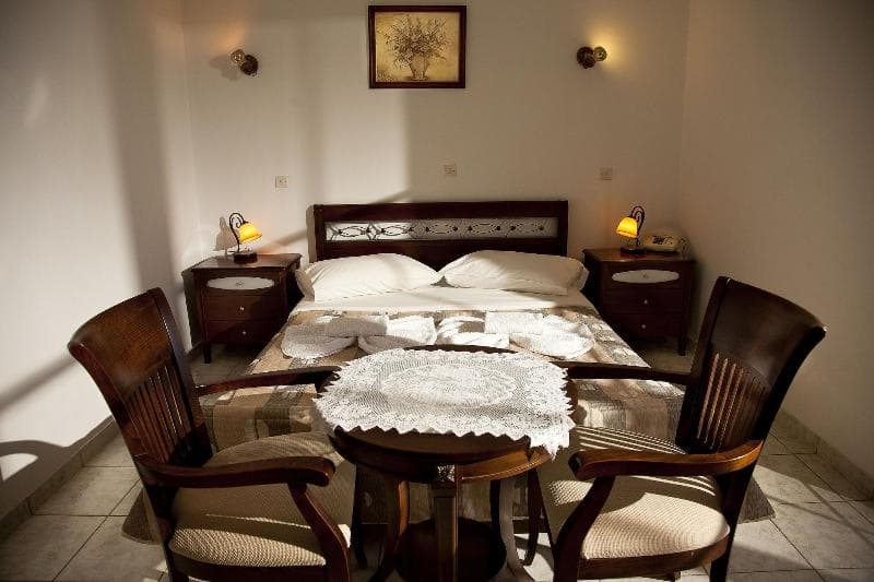 Filoxenia Hotel 4