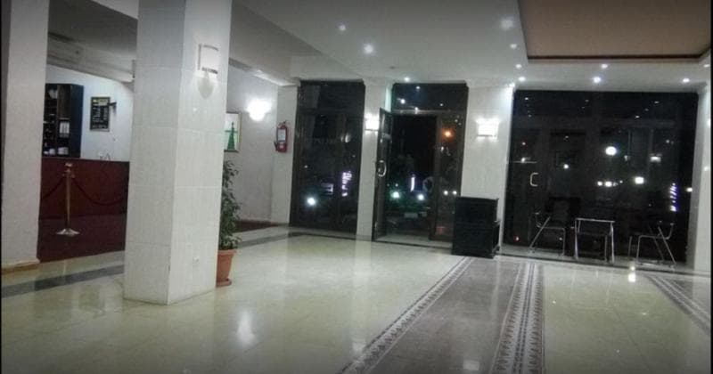 Hotel De L'aeroport 3