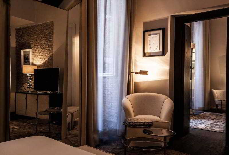 Dom Hotel Roma 4
