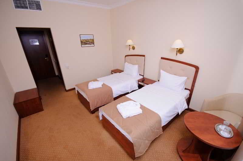 Hotel Regency 5